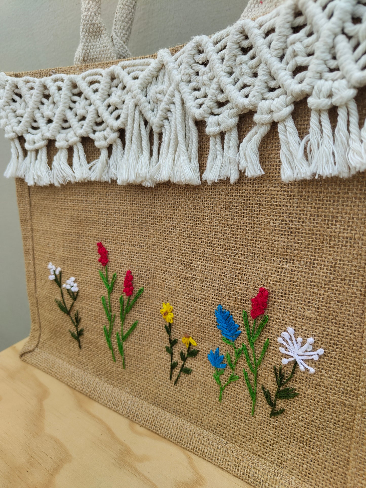 JUTE BAG - THE GARDEN